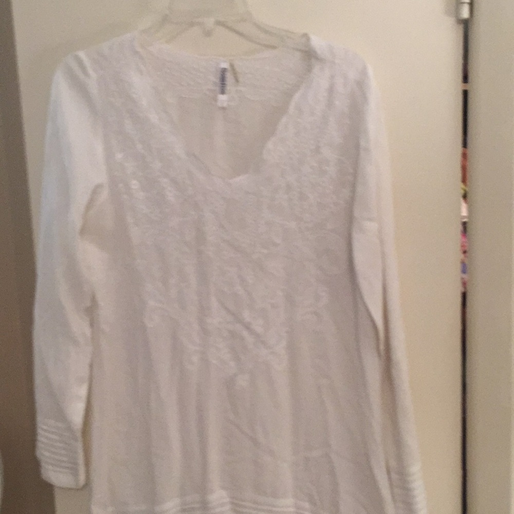 White light cotton top.